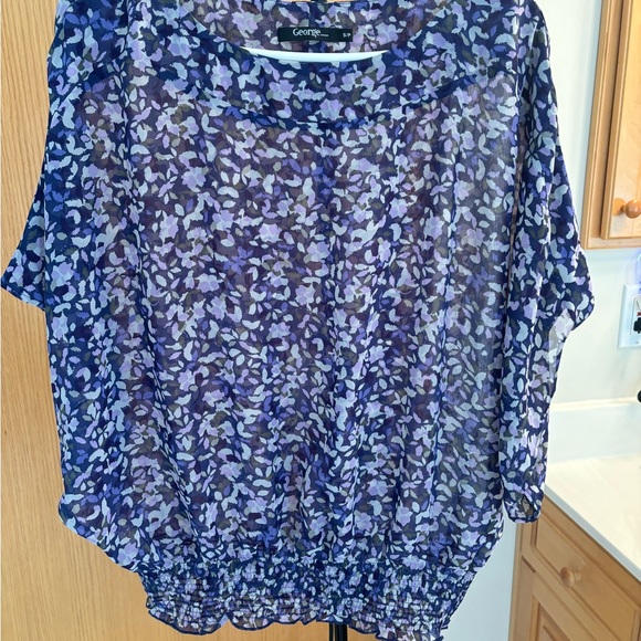 George Pattern Blouse - Size Small - Picture 6 of 6